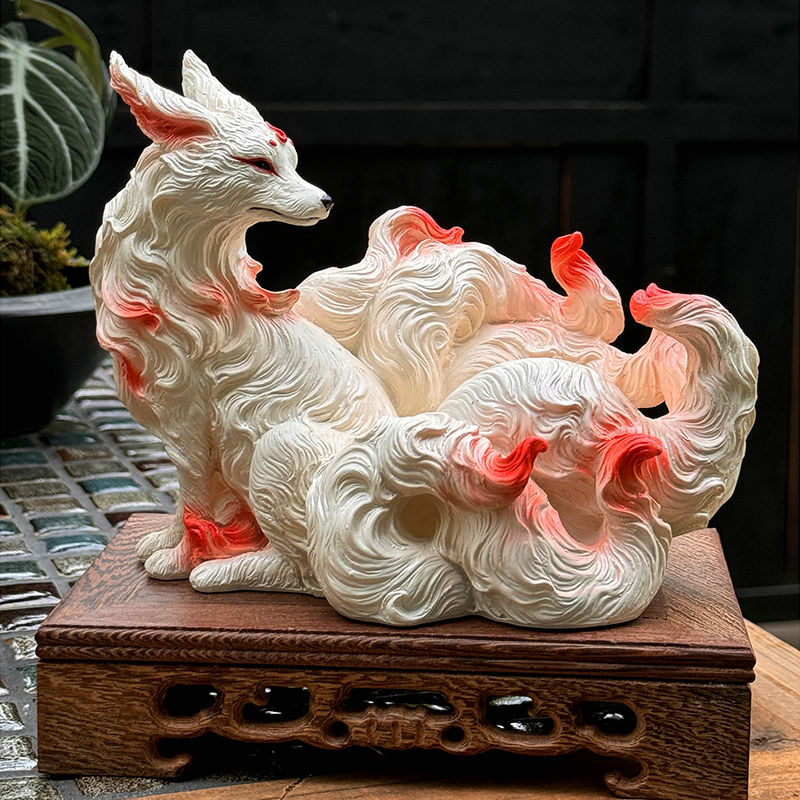 Resin Art For Anniversary Gift - Ornamen Rubah Sembilan Ekor Patung Kuil