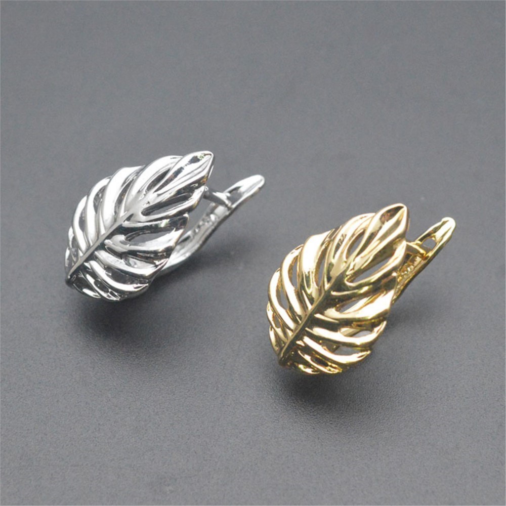 Gold Leaf Foil - 1/2Pcs Pengait Anting Berbentuk Daun Berongga