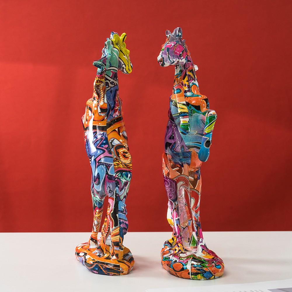 Grafiti patung kuda, seni popu - Resin Art Decoration Items ulasan dan harga