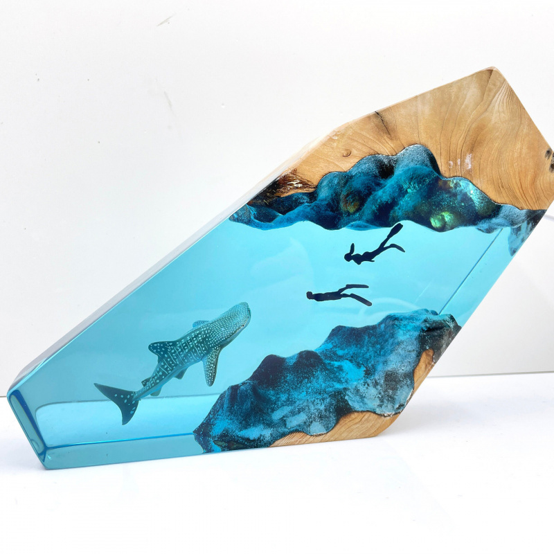 Lampu Resin Hiu Paus Miniatur  - Resin Art Decoration Items ulasan dan harga